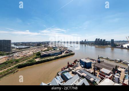 Grande vue aérienne de Woolwich, des Royal Docks et de la péninsule de Greenwich dans l'est de Londres. Banque D'Images