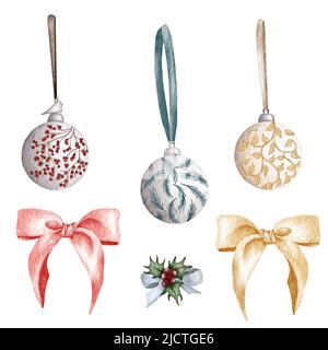 Ensemble d'arbres de Noël à motif aquarelle. Décorations d'arbres de ferme. Jouets en verre et en bois. Banque D'Images