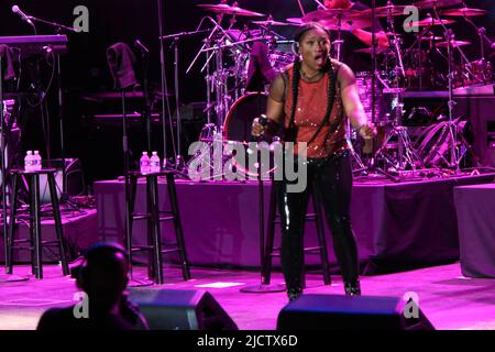 SWV en direct à la série de concerts Dell Music Center à Philadelphie avec: Sœurs avec voix (SWV) où: Philadelphie, Pennsylvanie, États-Unis quand: 05 août 2021 crédit: W.Wade/WENN Banque D'Images