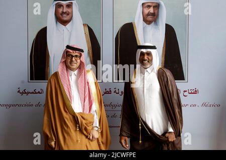 Non exclusif: 15 juin 2022, Mexico, Mexique: L'ambassadeur du Qatar au Mexique, Mohammed Alkuwari et l'ambassadeur du Royaume d'Arabie saoudite, Haytha Banque D'Images