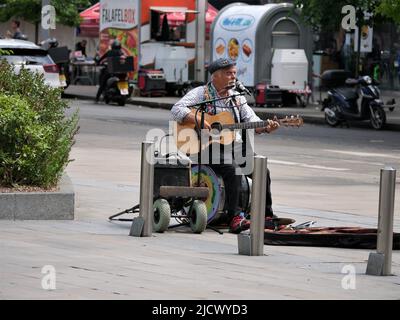 Artiste de rue à Ealing Broadway Banque D'Images