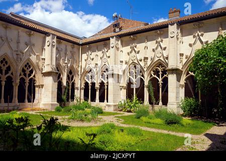 Toul Cathedral est une église catholique romaine à Toul, Lorraine, France. C'est un exemple classique de l'architecture gothique tardive dans le style flamboyant. Le Banque D'Images