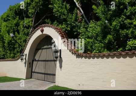 Palm Springs, Californie, États-Unis 11th juin 2022 Une vue générale de l'atmosphère du joueur de baseball Joe DiMaggio et de l'actrice Marilyn Monroe ancien domicile/domaine au 953 N. Avenida Palmas on 11 juin 2022 à Palm Springs, Californie, États-Unis. Photo par Barry King/Alay stock photo Banque D'Images