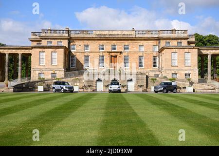 Images de drones aériens de Bramham Park, Yorkshire, domicile de la famille Lane Fox et lieu des épreuves hippiques internationales de Bramham et du festival de Leeds, juin 2022. Banque D'Images