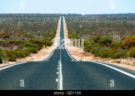 Eyre Highway - Australie occidentale Banque D'Images