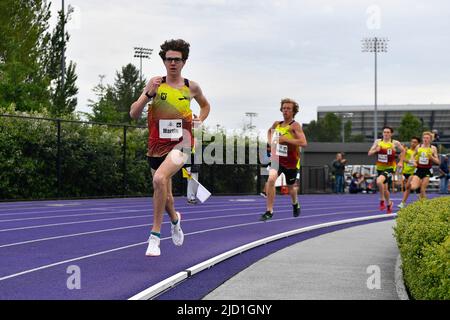 Gary Martin, de l'archevêque Wood (PA), parcourt le mile lors de la rencontre sur l'athlétisme Brooks PR Invitational High School, le mercredi 15 juin 2022, à Seattle. (Alika Jenner/image du sport) Banque D'Images