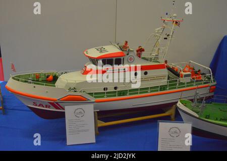 Les clubs de construction de maquettes exposent leurs navires modèles. Salon de construction de maquettes à Bad Salzufflen 2022 Banque D'Images