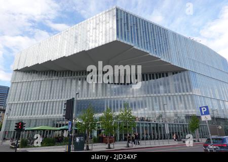 Oslo, Norvège. 08th juin 2022. La bibliothèque de Deichman dans le district de Bjørvika. Credit: Kathrin Deckart/dpa/Alay Live News Banque D'Images