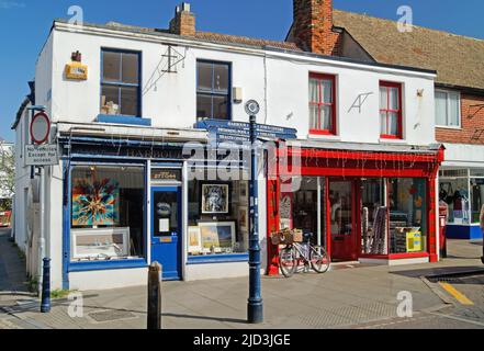 Royaume-Uni, Kent, centre-ville de Whitstable, galerie du port et boutiques Banque D'Images