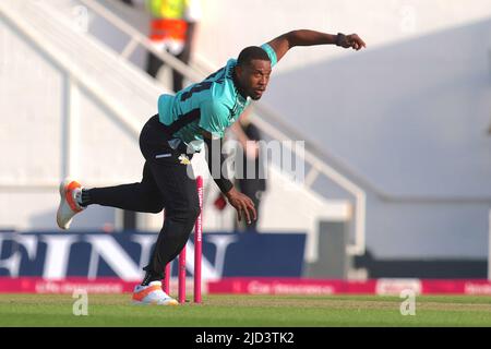Londres, Royaume-Uni. 17th juin 2022. 17 juin 2022. Londres, Royaume-Uni. En tant que Surrey, prenez Middlesex dans le match de cricket Blast de Vitality T20 au Kia Oval. David Rowe/ Alamy Live News. Credit: David Rowe/Alay Live News Banque D'Images