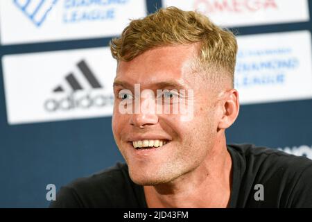 Paris, France. 17th juin 2022. Kevin Mayer, de France, assiste à la conférence de presse lors de la rencontre 2022 de Paris (athlétisme) sur 17 juin 2022 au stade de Charlety à Paris, en France. Crédit : Victor Joly/Alamy Live News Banque D'Images