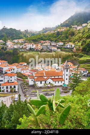 Village de Sao Vicente, île de Madère, Portugal Banque D'Images