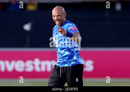 Tymal Mills de Sussex célèbre la prise de la cricket de Feroze Khushi pendant Essex Eagles vs Sussex Sharks, Vitality Blast T20 Cricket au Cloud Coun Banque D'Images