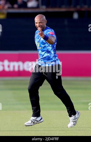 Tymal Mills de Sussex célèbre la prise de la cricket de Feroze Khushi pendant Essex Eagles vs Sussex Sharks, Vitality Blast T20 Cricket au Cloud Coun Banque D'Images