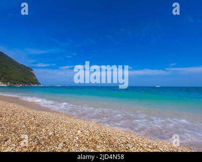 Urbani Beach - Sirolo, Monte Conero, Ancona, Marche, Italie, Europe. Banque D'Images