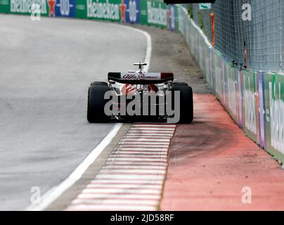 24 ZHOU Guanyu (chi), Alfa Romeo F1 Team ORLEN C42, action pendant le Grand Prix du Canada de Formule 1 de l'AWS, 9th tour du Championnat du monde de Formule 1 de la FIA 2022, sur le circuit Gilles Villeneuve, de 17 juin au 2022 19, 2022 à Montréal, Canada - photo DPPI Banque D'Images