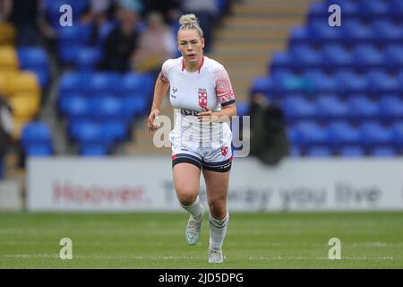 Warrington, Royaume-Uni. 18th juin 2022. Zoe Hornby #12 de l'équipe féminine de rugby de ligue nationale d'Angleterre pendant le match à Warrington, Royaume-Uni le 6/18/2022. (Photo de James Heaton/News Images/Sipa USA) crédit: SIPA USA/Alay Live News Banque D'Images