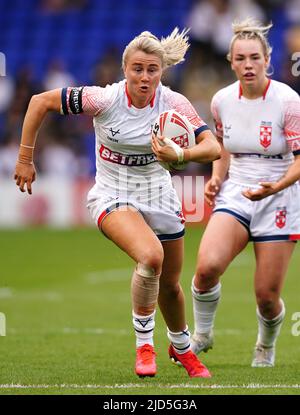 EnglandÕs Tara Stanley pendant le match international des femmes au stade Halliwell Jones, Warrington. Date de la photo: Samedi 18 juin 2022. Banque D'Images