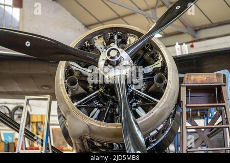 Hélice d'avion, également appelée vis à air. Shuttleworth, Angleterre, 8 mai 2022 Banque D'Images