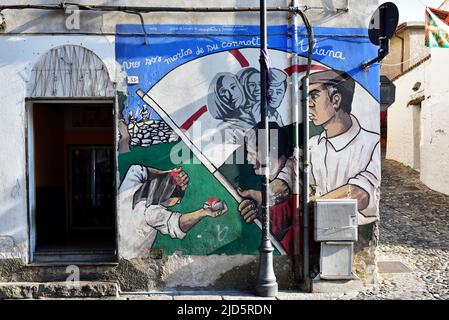 OLIENA, SARDAIGNE, ITALIE, 21 AOÛT 2019, L'une des nombreuses peintures murales murales dans le village d'Oliena, province de Nuoro Banque D'Images