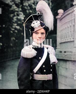 Grand duchesse Tatiana Nikolaevna de Russie (1897 - 1918), deuxième fille du tsar Nicholas II et Alexandra Feodorovna portant l'unifom du colonel en chef du régiment des Uhlans de Vosnessensk en 8th. Version colorisée de : 10220552 Date: 1914 Banque D'Images