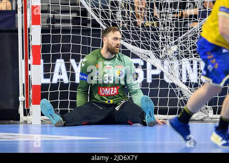 Frustré par le goalwart Andreas WOLFF (Kielce), finale de la Ligue des champions de handball quatre, demi-finales, Telekom Veszprem HC vs Lomza vive Kielce, on 18 juin 2022 à Koeln/ Allemagne. Â Banque D'Images