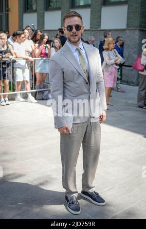 Milan, Italie. 18th juin 2022. Milan, Milan Fashion week, printemps 2023 pour hommes. Milan, mode pour hommes, printemps été 2023. Emporio Armani Fashion Show arrive en photo: Paolo Stella Credit: Independent photo Agency/Alay Live News Banque D'Images