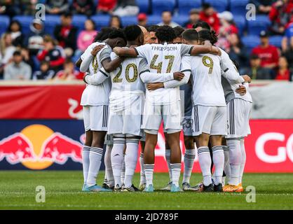 Harrison, NJ, États-Unis. 18th juin 2022. Toronto se rencontre avant un match de la MLS entre le Toronto FC et les Red Bulls de New York au Red Bull Arena de Harrison, NJ. New York a battu Toronto 2-0. Mike Langish/Cal Sport Media. Crédit : csm/Alay Live News Banque D'Images