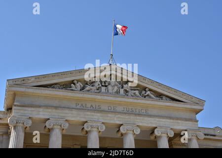 Marseille, France. 17th juin 2022. Vue sur le Palais de Justice est un bâtiment historique situé sur la place Monthyon dans le 6th arrondissement de Marseille. (Photo de Gerard Bottino/SOPA Images/Sipa USA) crédit: SIPA USA/Alay Live News Banque D'Images