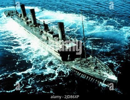 SCÈNE GÉNÉRALE, SOULEVER LE TITANIC, 1980, Banque D'Images