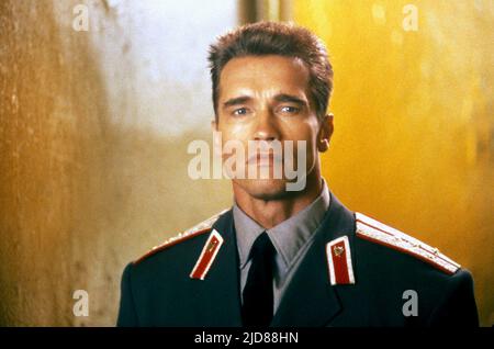 ARNOLD SCHWARZENEGGER, RED HEAT, 1988, Banque D'Images