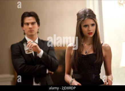 SOMERHALDER,DOBREV, LES JOURNAUX DU VAMPIRE : SAISON 2, 2010, Banque D'Images