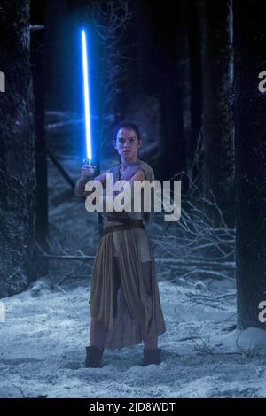 DAISY RIDLEY, STAR WARS: ÉPISODE VII - LA FORCE S'ÉVEILLE, 2015, Banque D'Images