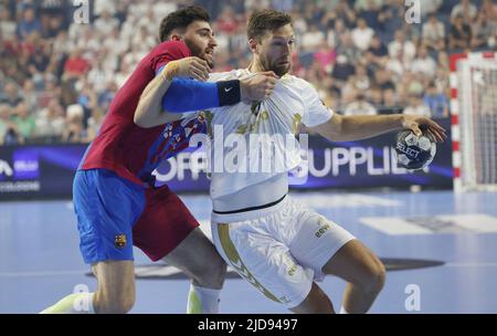 FIROO: 06/18/2022, handball, saison 2022/2023, Ligue des Champions EHF, finale 4 semi-finale THW Kiel - FC Barcelone 30:34. Harald Reinkind, ÉP Banque D'Images