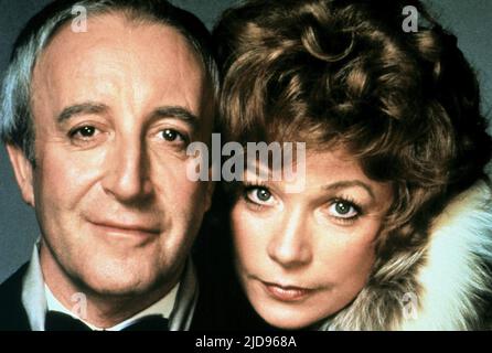 VENDEURS,MACLAINE, ÊTRE LÀ, 1979, Banque D'Images