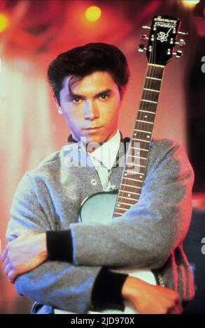 LOU DIAMOND PHILLIPS, LA BAMBA, 1987, Banque D'Images