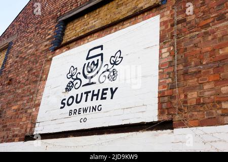 Panneau, Southey Brewing Co., Southey Street, Penge, Londres, ROYAUME-UNI Banque D'Images