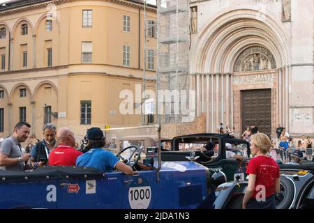 Parme, Italiy - 06, 18, 2022: Course automobile classique mille Miglie 2022, Banque D'Images