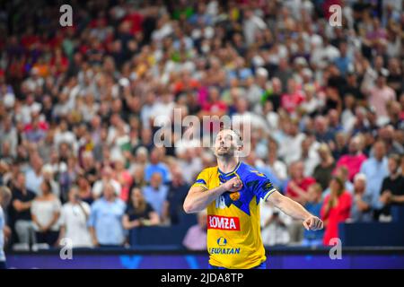 Cologne, Allemagne. 19th juin 2022. Igor Karacic lors du match de handball de la Ligue des champions de l'EHF entre Barca et Lomza vive Kielce sur 19 juin 2022 à Cologne, en Allemagne. (Photo par Andrachiewicz/PressFocus/SIPA USA) France OUT, Pologne OUTFrance OUT, Pologne OUT crédit: SIPA USA/Alay Live News Banque D'Images