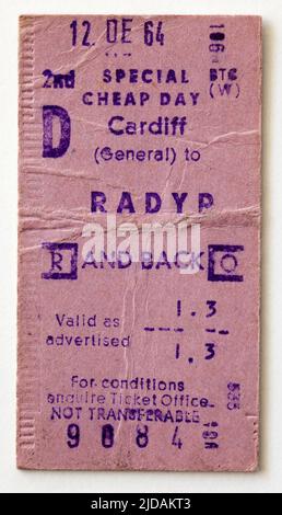 1960s British Rail train Ticket de Cardiff à Radyr Banque D'Images