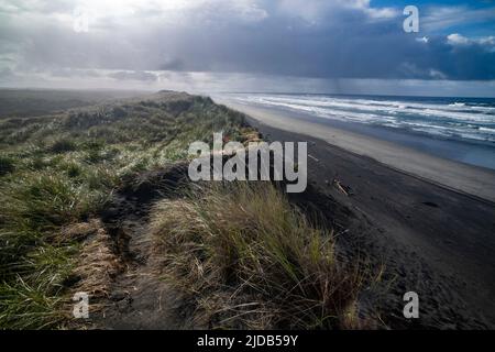 Une étendue de plage au Fort Stevens State Park, Oregon près de l'embouchure du fleuve Columbia ; Hammond, Oregon, États-Unis d'Amérique Banque D'Images