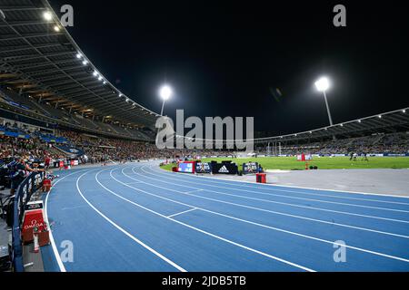 Paris, France. 18th juin 2022. L'illustration montre une vue d'ensemble générale sur le circuit sportif bleu du Stade Charlety lors de la Wanda Diamond League 2022, Meeting de Paris (athlétisme) sur 18 juin 2022 au stade de Charlety à Paris, France - photo Victor Joly / DPPI crédit: Victor Joly / Alamy Live News Banque D'Images