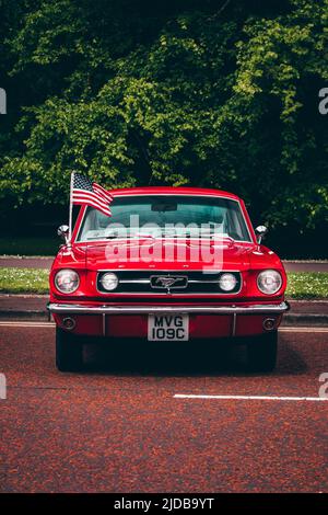 Rouge calssique Ford Mustang Banque D'Images