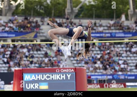 Yaroslava MAHUCHIKH (UKR) lors de la Ligue du Diamant de Wanda 2022, rencontre de Paris sur 18 juin 2022 au stade de Charlety à Paris, France - photo: Ann-dee Lamour/DPPI/LiveMedia Banque D'Images