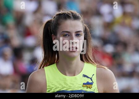 Yaroslava MAHUCHIKH (UKR) lors de la Ligue du Diamant de Wanda 2022, rencontre de Paris sur 18 juin 2022 au stade de Charlety à Paris, France - photo: Ann-dee Lamour/DPPI/LiveMedia Banque D'Images