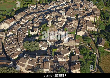 France, Vaucluse Lourmarin village étiqueté (photo aérienne) Banque D'Images