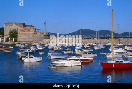 France, Bouches-du-Rhône le Mourillon, port de Toulon, fort militaire, tour royale; Visite de la grosse Banque D'Images