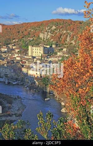 France, Ardèche Vogüé, village classé, gorges de l'Ardèche Banque D'Images