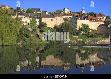 France, Indre, Argenton-sur-Creuse, connue sous le nom de Venise du Berry, la ville est située sur les rives de la Creuse, aves ses maisons pittoresques, Banque D'Images