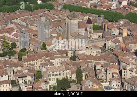 France, Gard, Uzès est une ville d'art et d'histoire, (photo aérienne), Banque D'Images